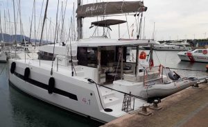 Bali 4.1. Vente/achat de multicoques avec Multicats International. Multihulls sale and purchase with Multicats International.