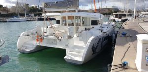 Excess. Multihulls sale and purchase with Multicats International. Vente/achat de multicoques avec Multicats International