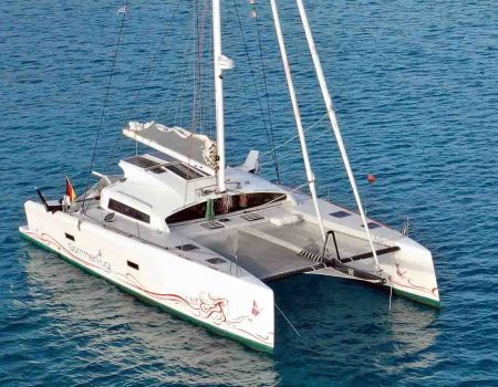TS42. Multihull sales and purchase with Multicats International. Vente/achat de multicoques avec Multicats International.