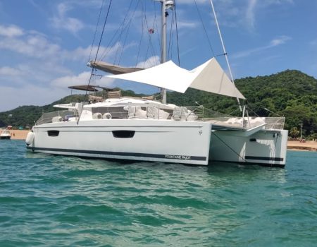 Fountaine Pajot. Multihulls sale and purchase by Multicats International. Vente et achat de multicoques avec Multicats International.